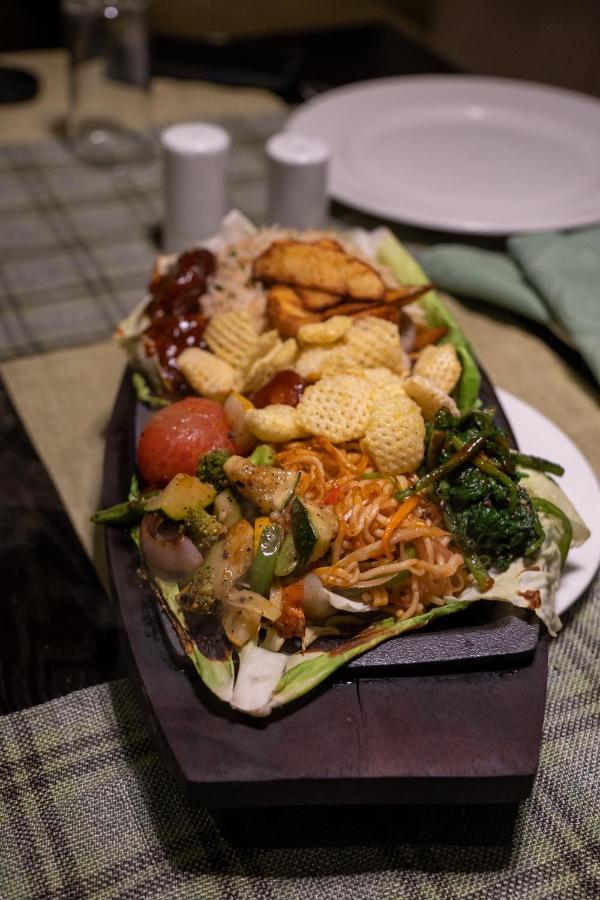 Barsana Boutique Hotel - Pure Vegetarian Калькутта Экстерьер фото